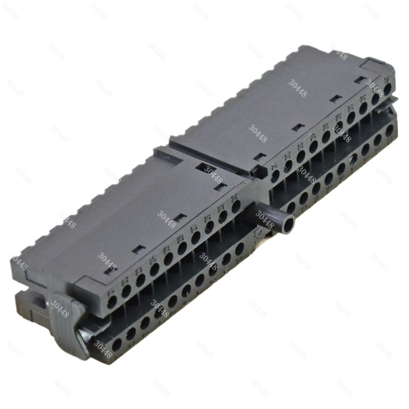 Connettore frontale a 40 pin p - Screw Terminal Block recensione e prezzo