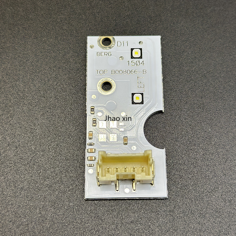 Luce bianca per Audi Q5 2013-2 - Proto Board recensione e prezzo